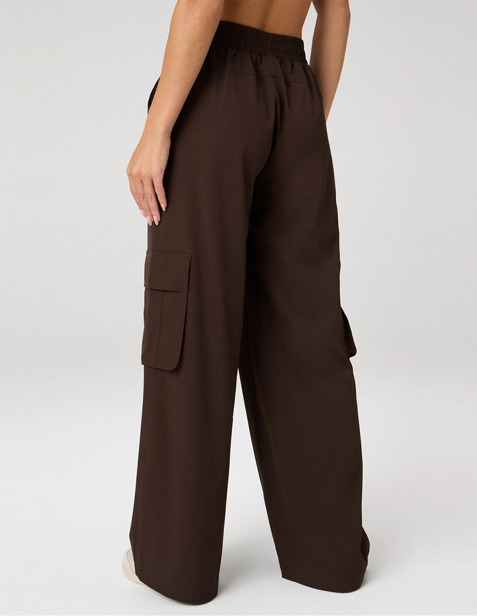Pantalón cargo amplio para mujer 2
