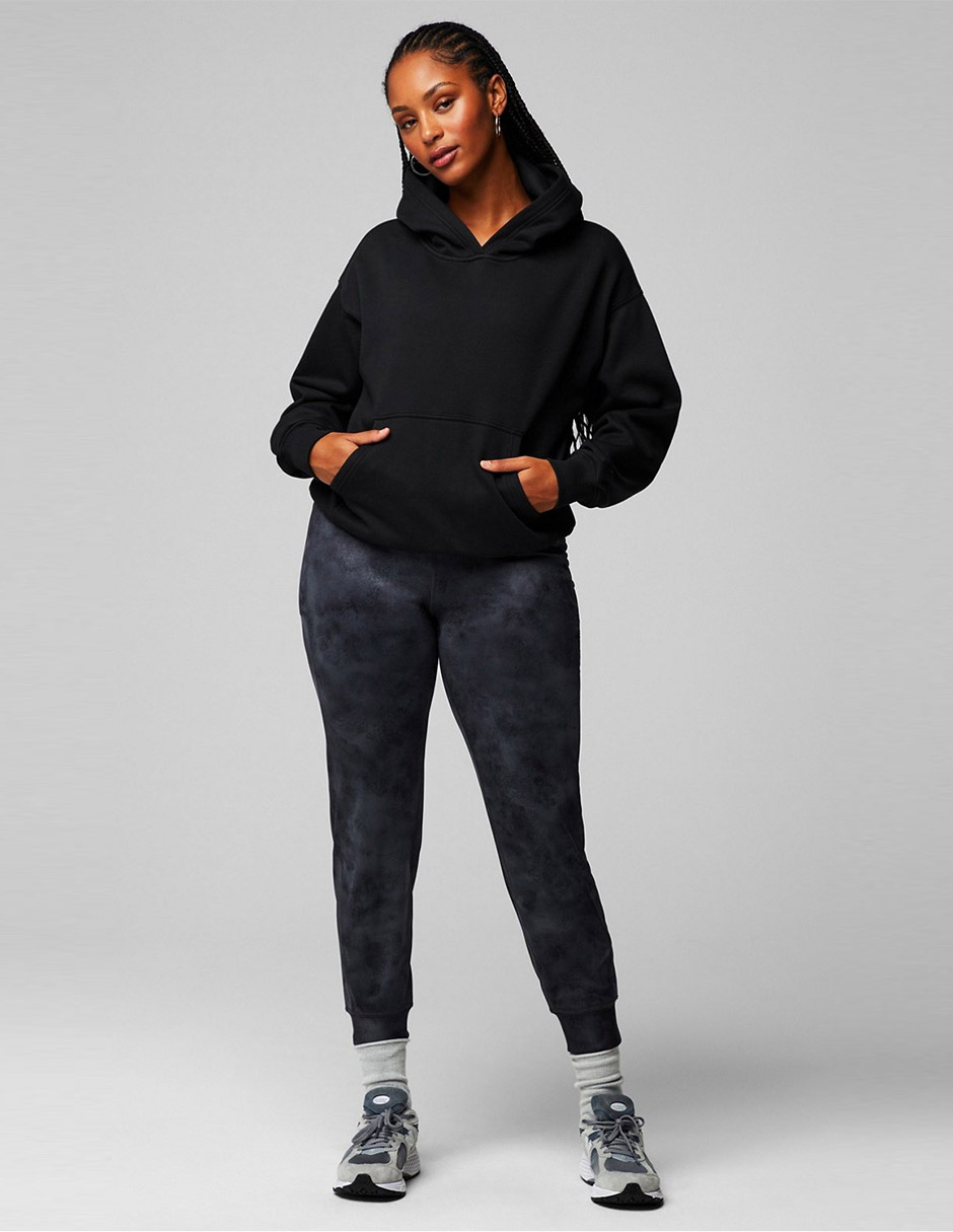 Sudadera con capucha y bolsa para mujer 3